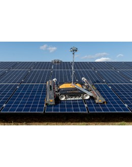 F1 - Robot de nettoyage pour panneaux solaires - 1 600 m²/h à sec ou humide - SOLARCLEANO