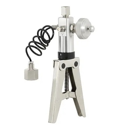CPP1000-H - Hydraulic hand pump 0-1000 Bar - WIKA