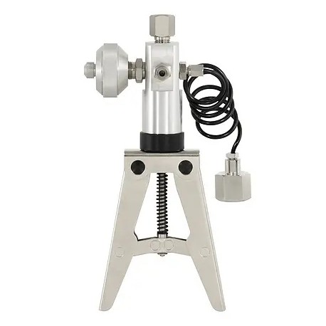 CPP1000-H - Hydraulic hand pump 0-1000 Bar - WIKA