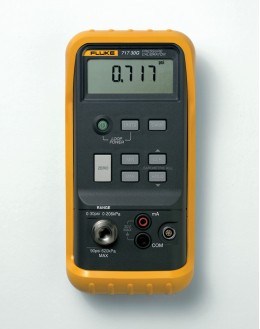 FLUKE 717 Calibrateur de pression 3000GFLUKE 717 Calibrateur de pression 3000GFLUKE 717 Calibrateur de pression 3000G