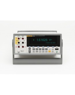 Fluke 8846A/SU - Multimètre de table de précision à 6,5 chiffres + logiciel et câble